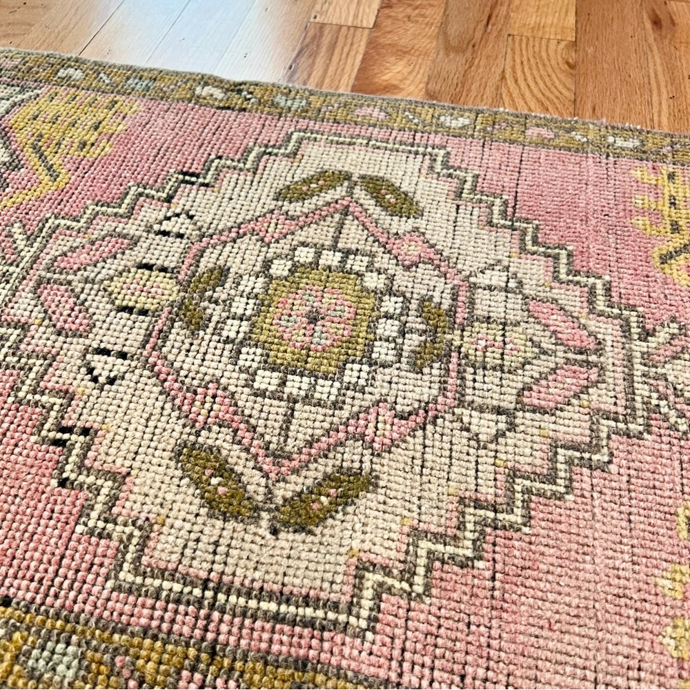 Turkish/Oushak Style Rug - Picture 6 of 11